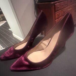 Ann Taylor Velvet Plum Heels